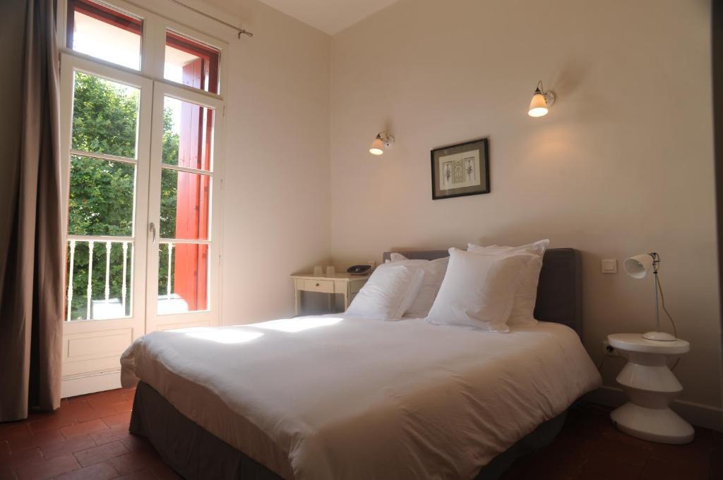 Les Chambres D'Andrea Marseillan  Esterno foto